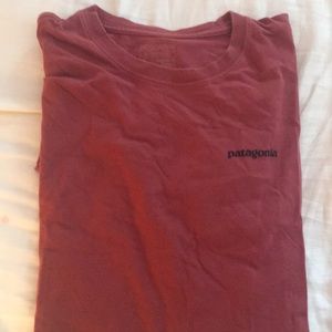 Patagonia t-shirt in rust